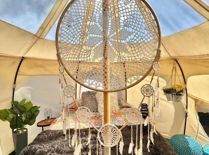 The Aries-A Stargazing, Luxury Glamping Tent