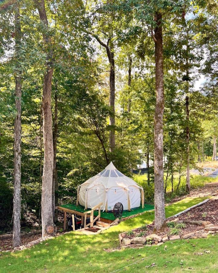 The Aries-a Stargazing, Luxury Glamping Tent *