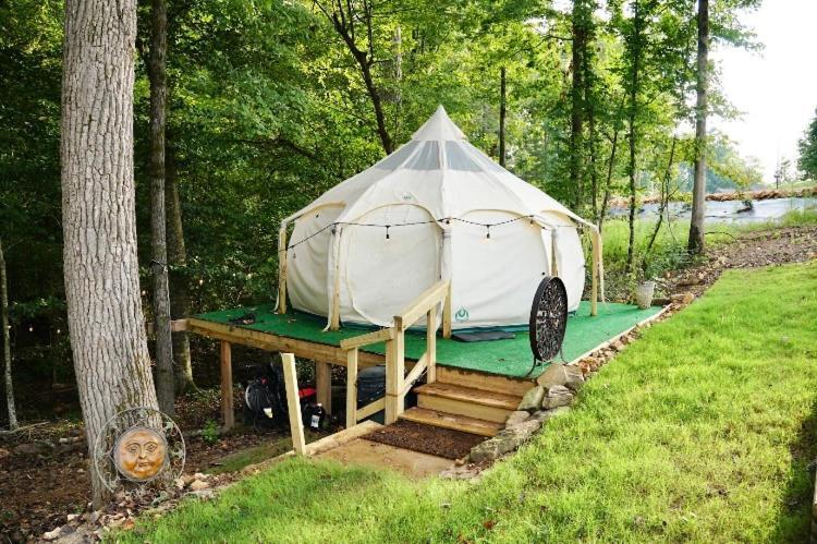 The Aries-a Stargazing, Luxury Glamping Tent *